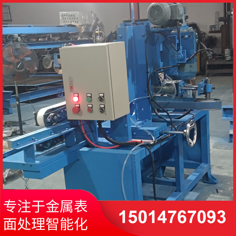 自(zi)動(dong)側麵砂光(guang)機(ji)